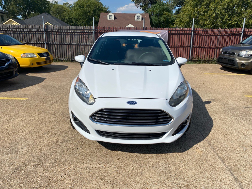 2018 Ford Fiesta Image 2