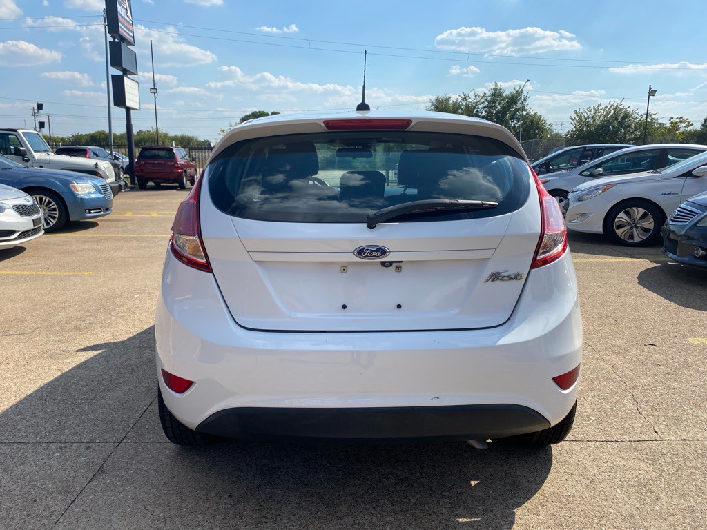 2018 Ford Fiesta Image 5