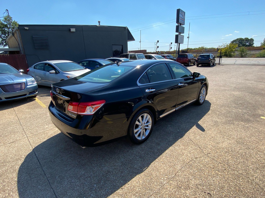 2011 Lexus ES 350 Image 6