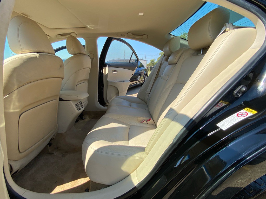 2011 Lexus ES 350 Image 15