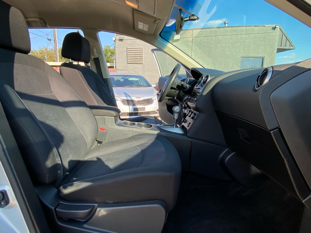 2013 Nissan Rogue Image 19