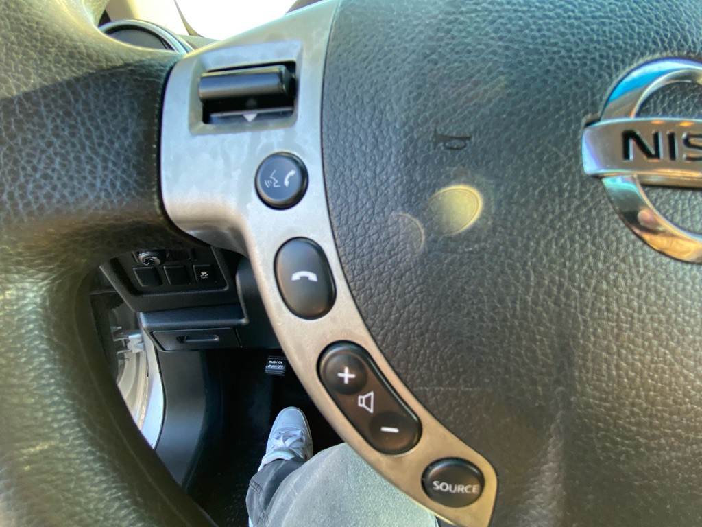 2013 Nissan Rogue Image 24