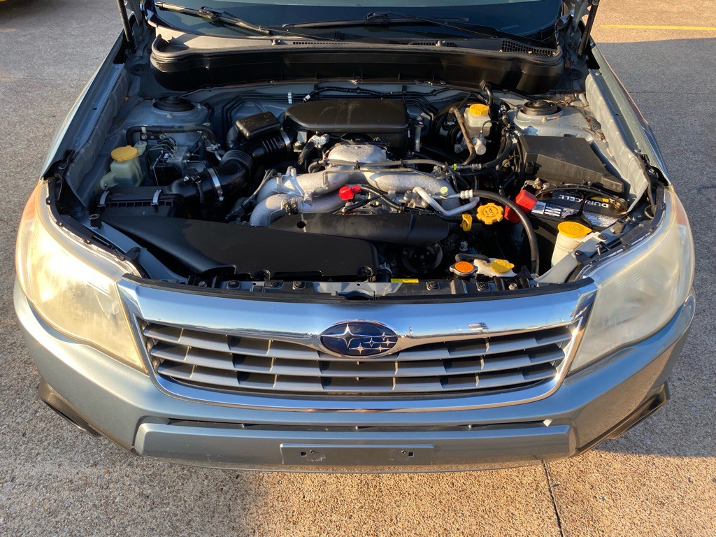 2010 Subaru Forester Image 27