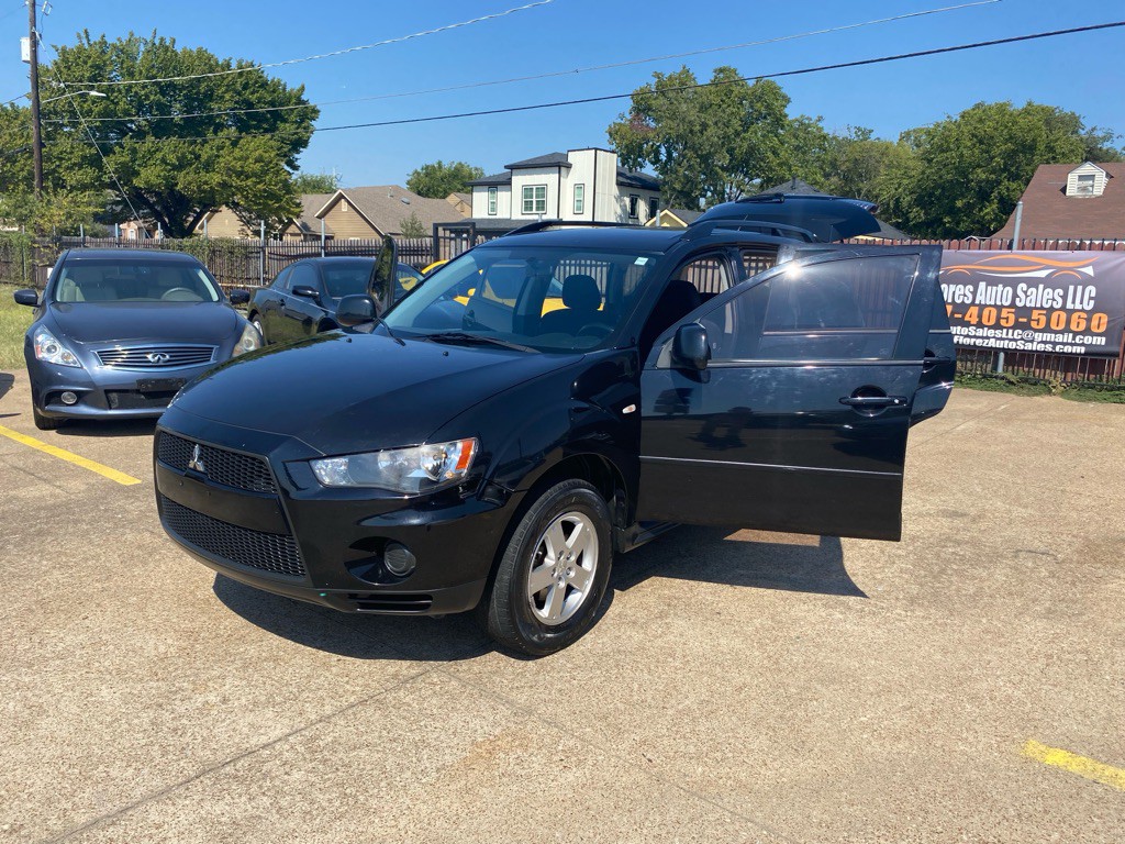 2010 Mitsubishi Outlander Image 9