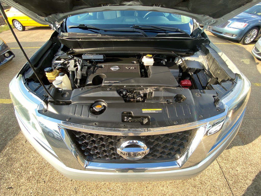 2015 Nissan Pathfinder Image 31