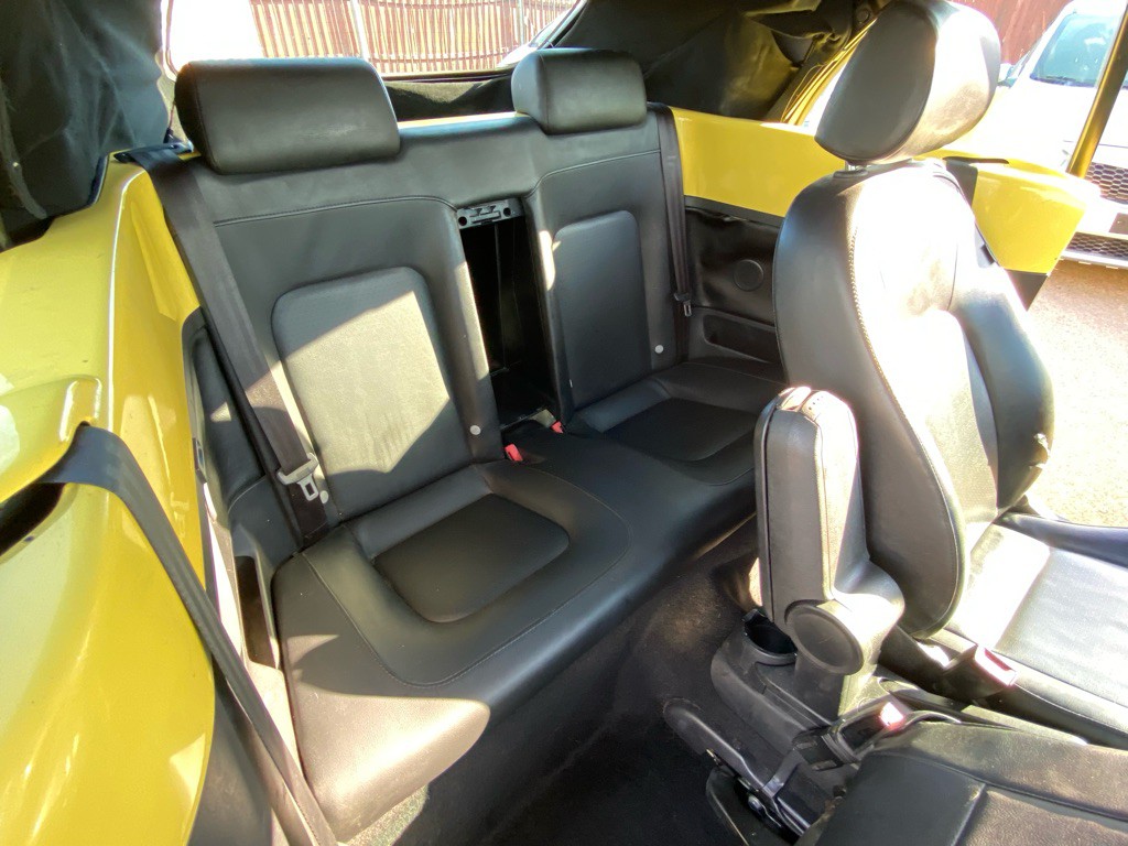 2008 Volkswagen Beetle Image 17