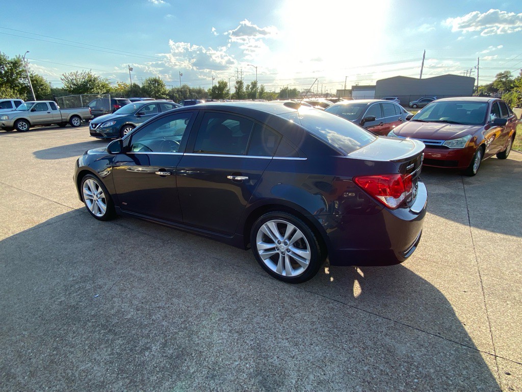 2015 Chevrolet Cruze Image 4