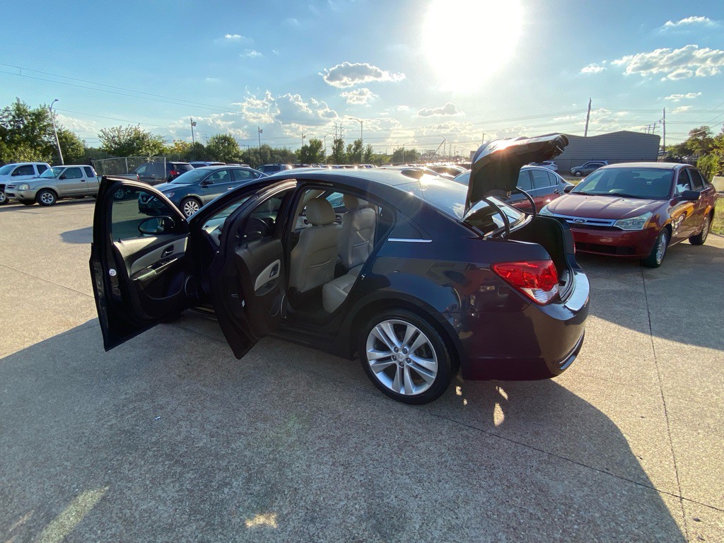 2015 Chevrolet Cruze Image 10