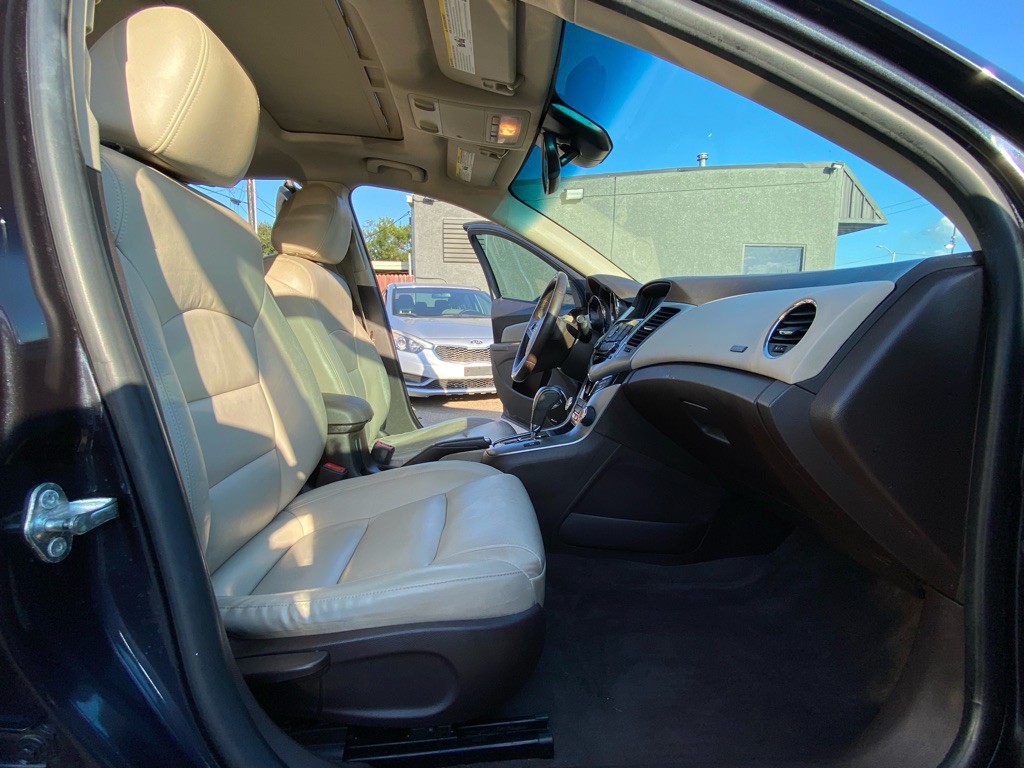 2015 Chevrolet Cruze Image 19
