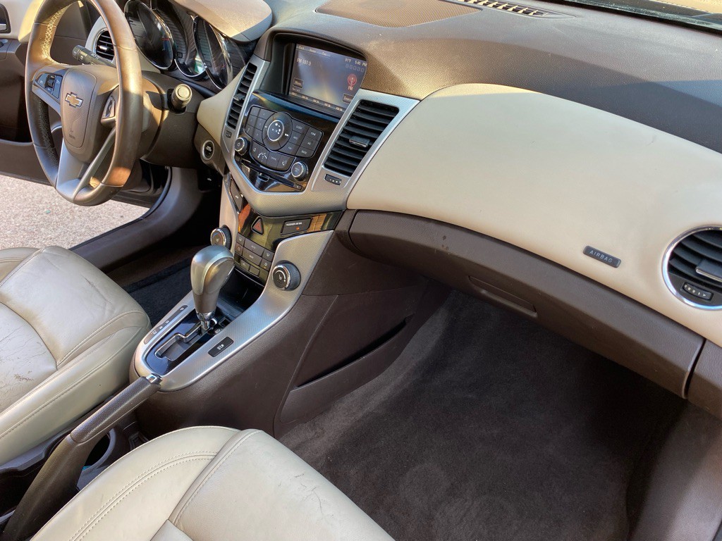 2015 Chevrolet Cruze Image 20
