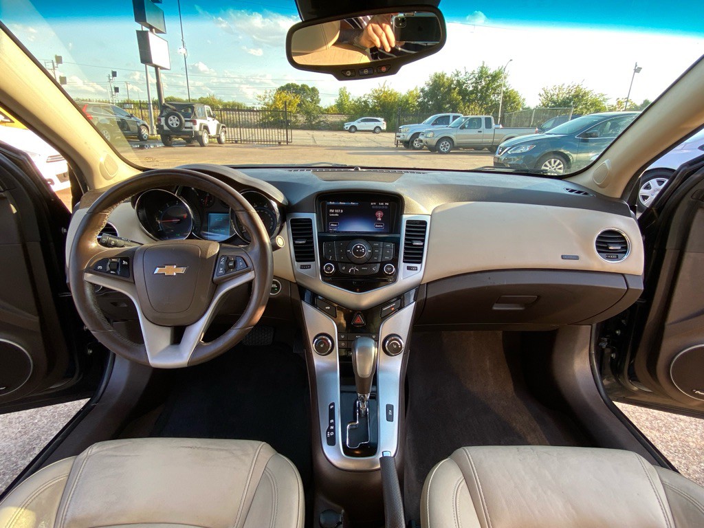 2015 Chevrolet Cruze Image 21