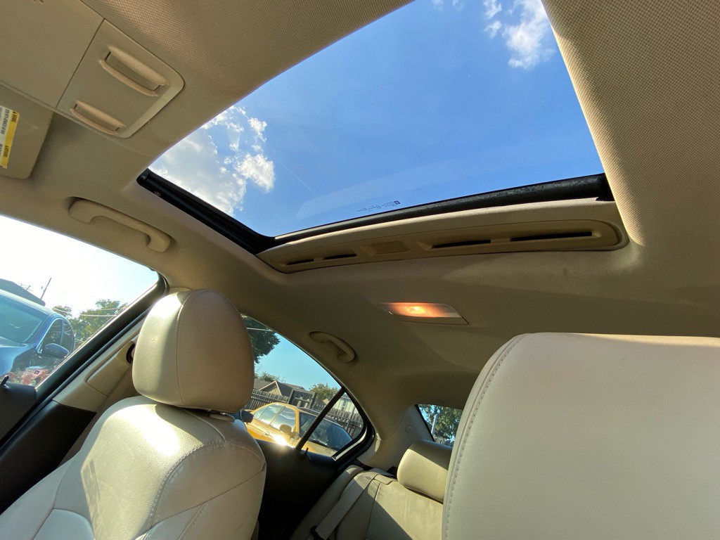 2015 Chevrolet Cruze Image 30