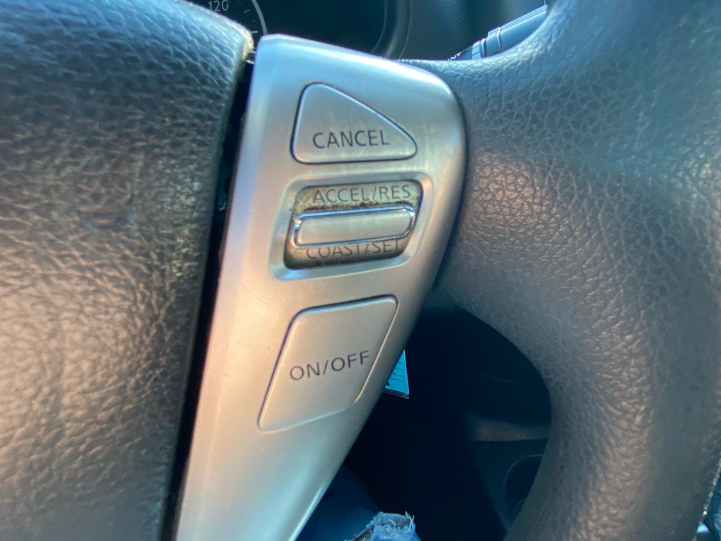 2018 Nissan Versa Image 26