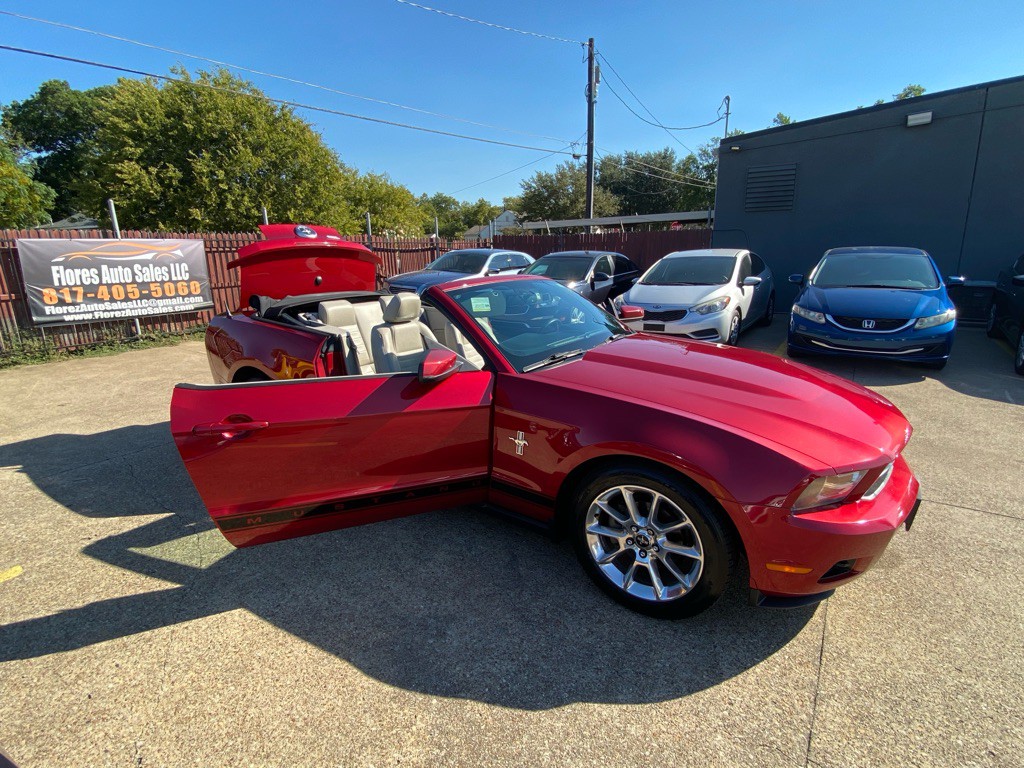 2010 Ford Mustang Image 7