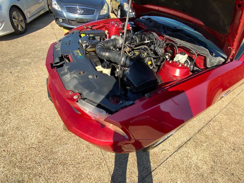 2010 Ford Mustang Image 31
