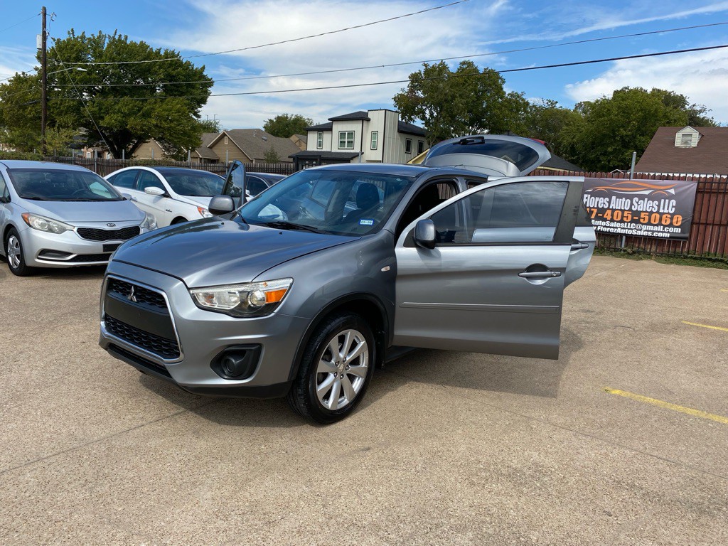 2015 Mitsubishi Outlander Image 9