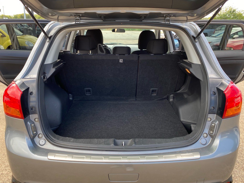 2015 Mitsubishi Outlander Image 17