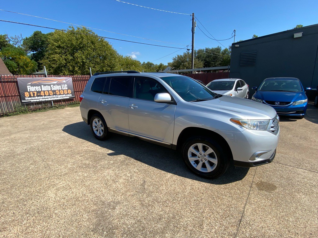 2012 Toyota Highlander Image 1