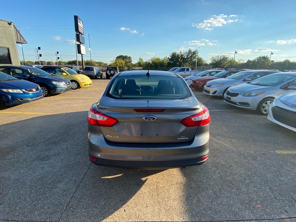 2014 Ford Focus Image 5