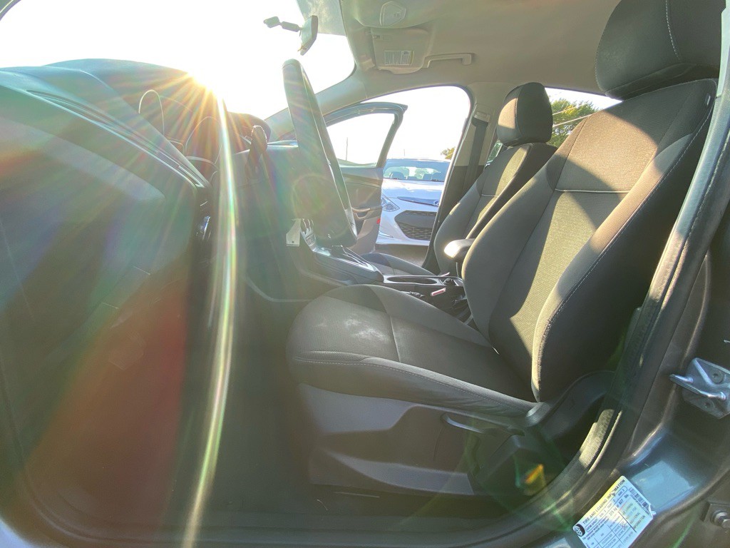 2014 Ford Focus Image 15