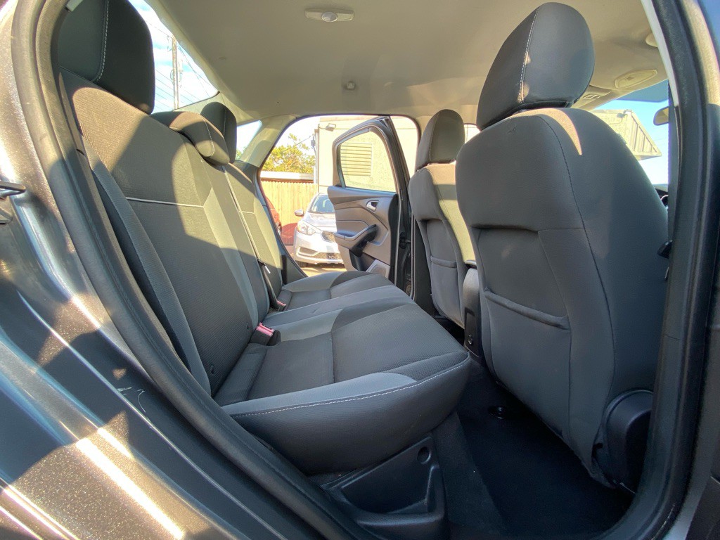 2014 Ford Focus Image 18