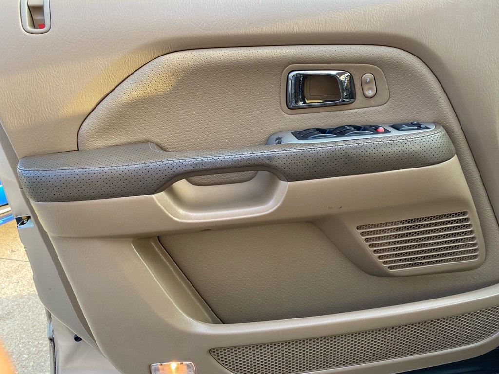 2004 Honda Pilot Image 13