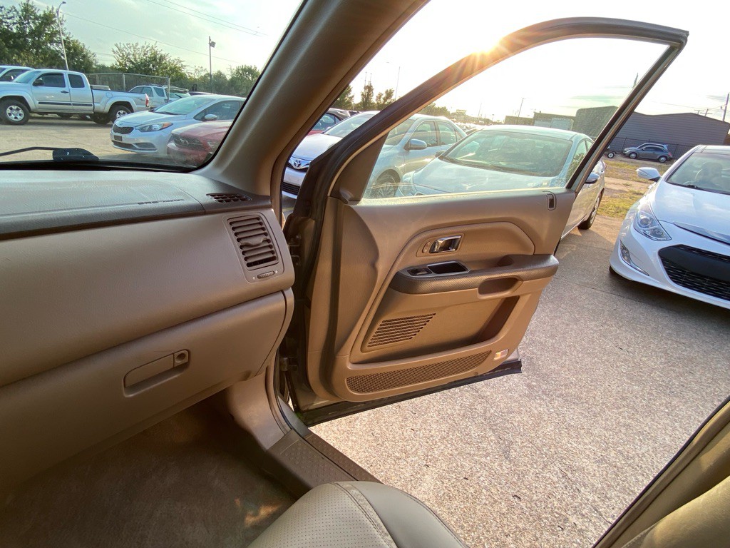 2004 Honda Pilot Image 23