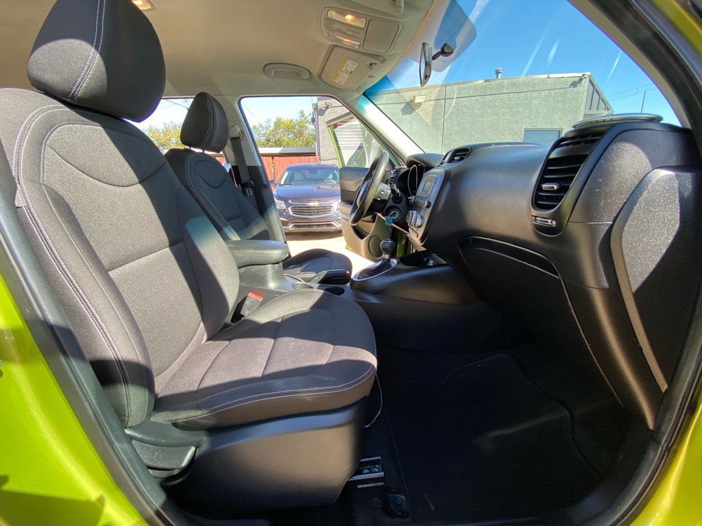 2015 Kia Soul Image 19