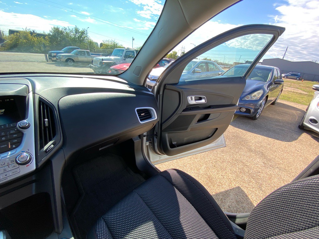 2012 Chevrolet Equinox Image 22