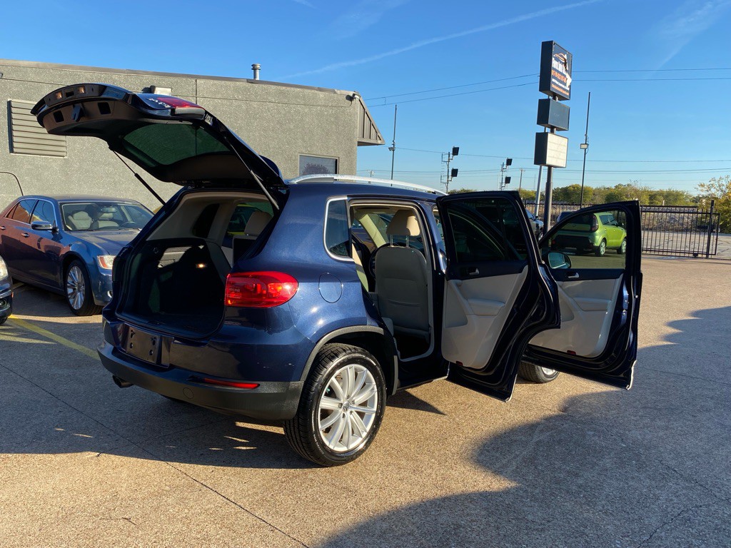 2013 Volkswagen Tiguan Image 12