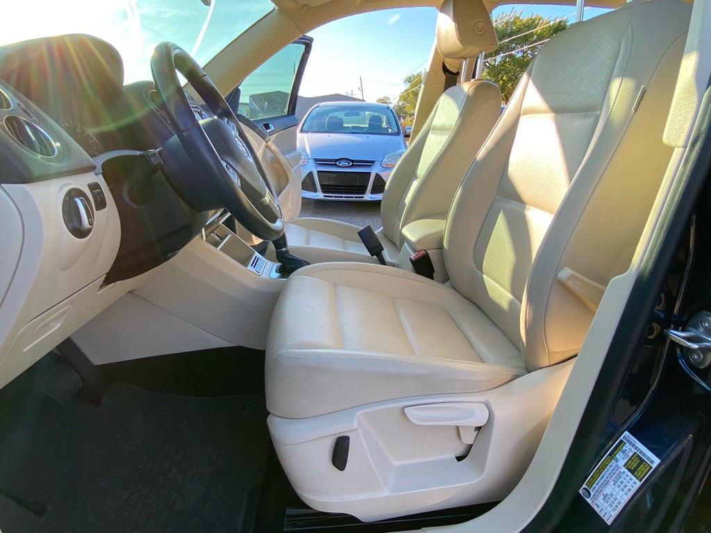 2013 Volkswagen Tiguan Image 15