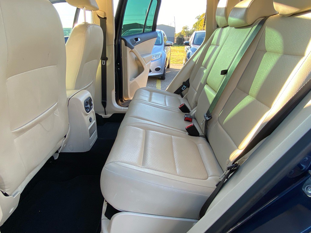 2013 Volkswagen Tiguan Image 16