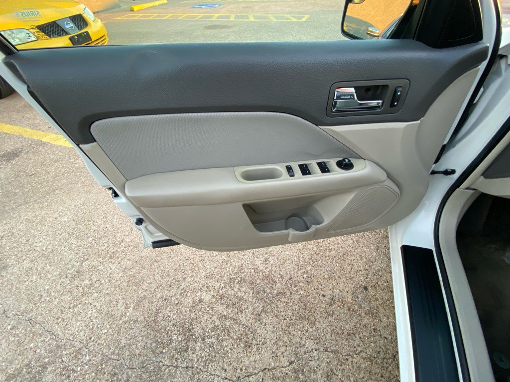 2012 Ford Fusion Image 13