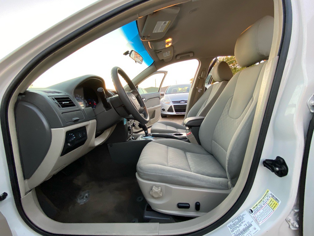 2012 Ford Fusion Image 15