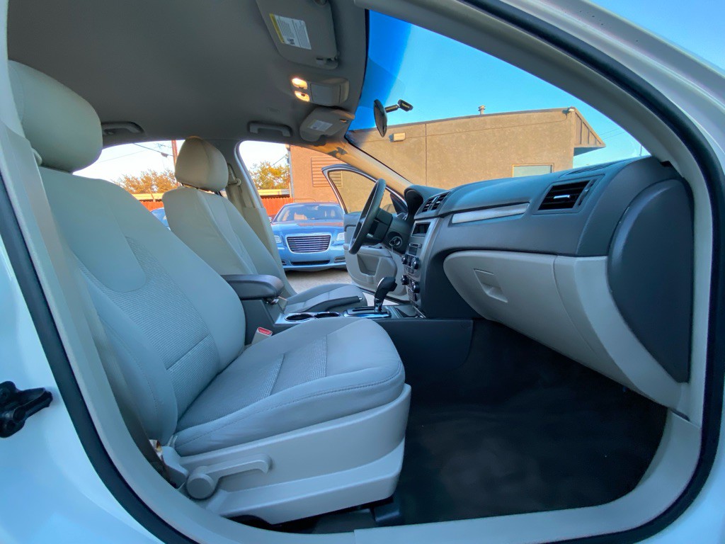 2012 Ford Fusion Image 19