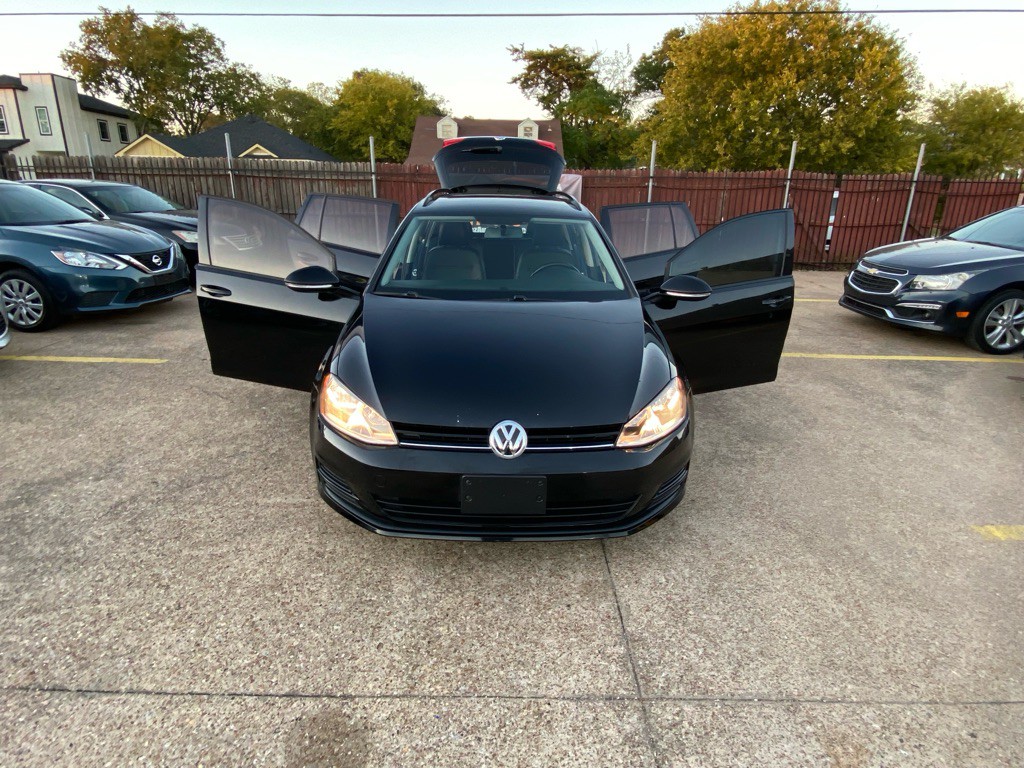 2015 Volkswagen Golf Image 8