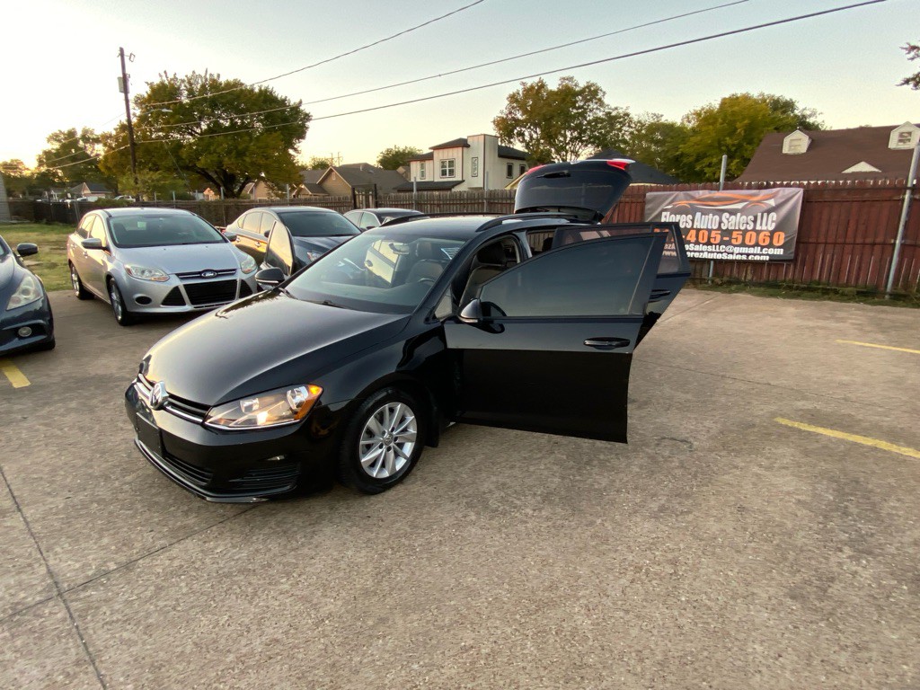 2015 Volkswagen Golf Image 9