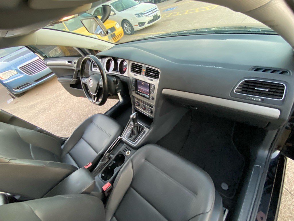 2015 Volkswagen Golf Image 20