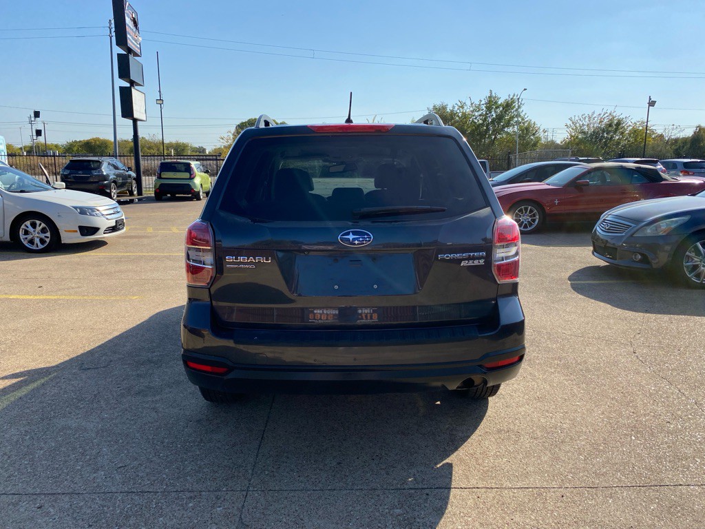 2014 Subaru Forester Image 5