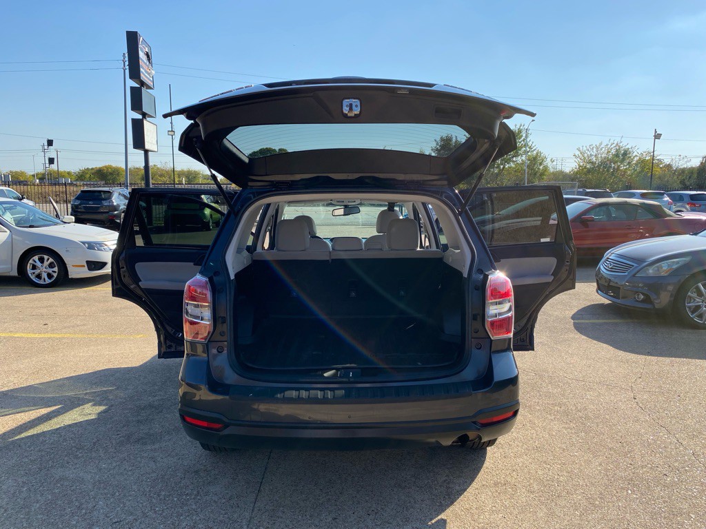 2014 Subaru Forester Image 11