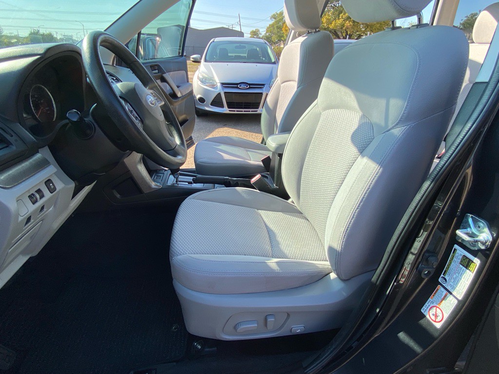2014 Subaru Forester Image 15