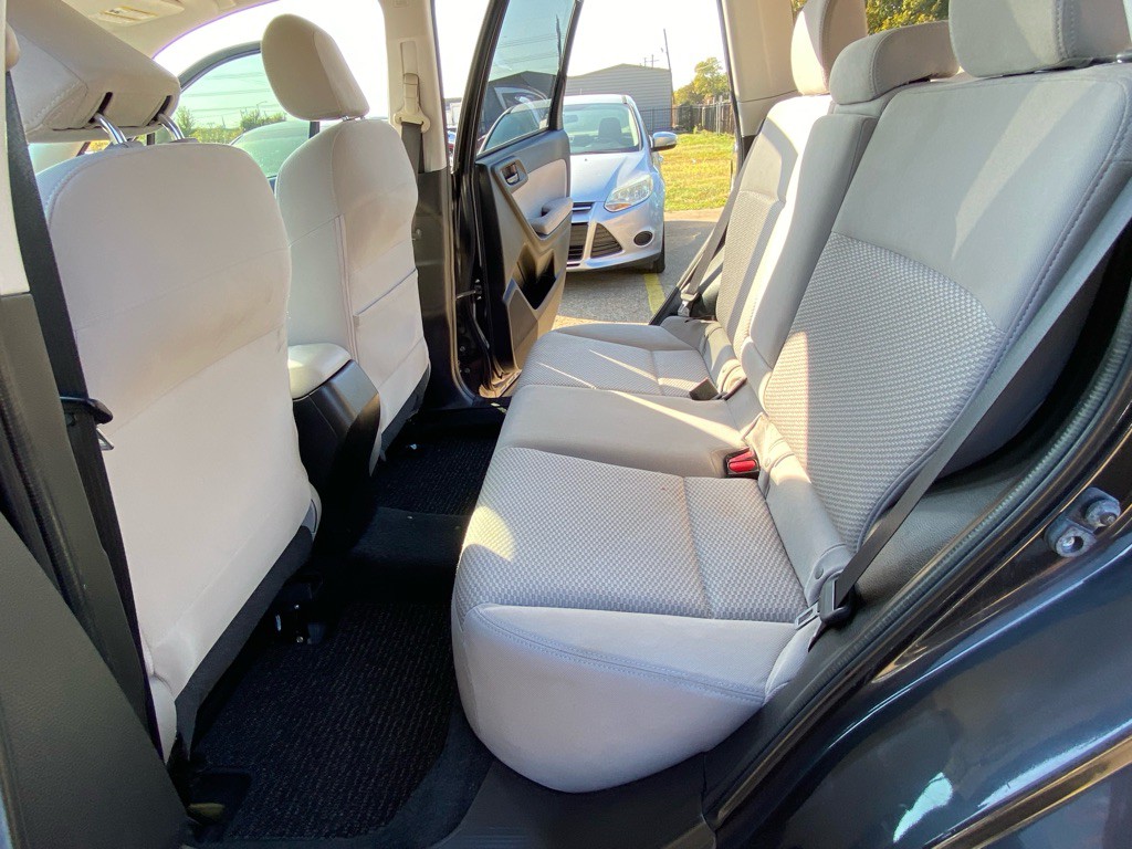 2014 Subaru Forester Image 16