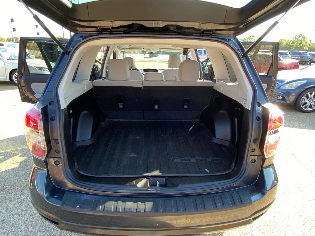 2014 Subaru Forester Image 17