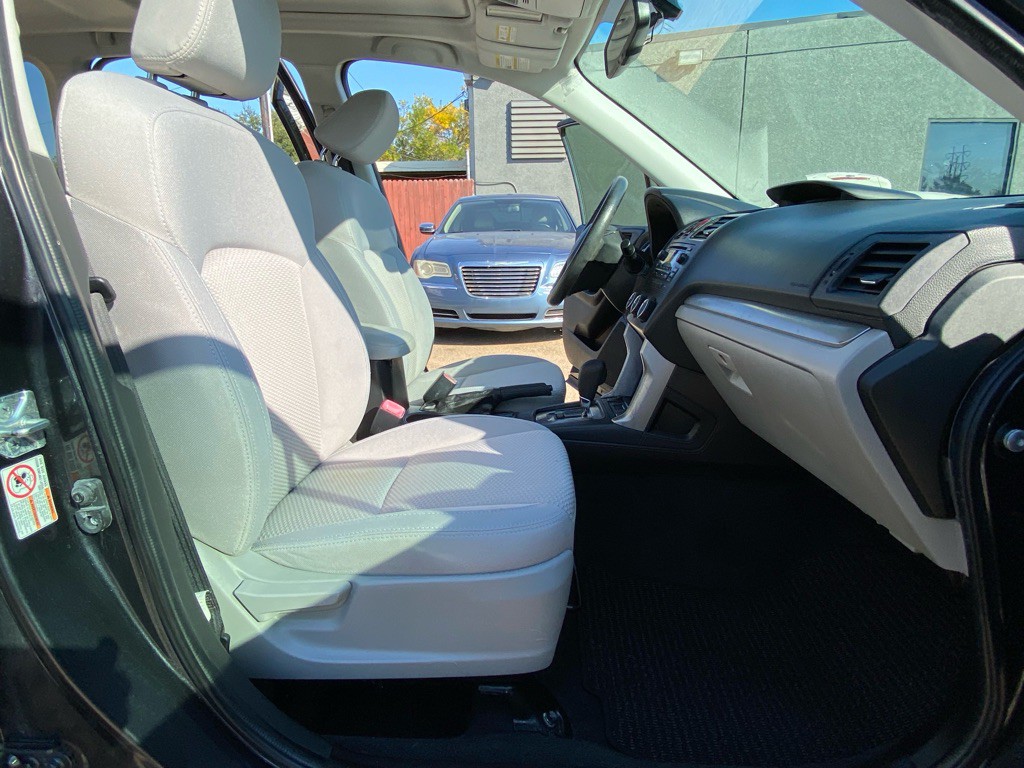 2014 Subaru Forester Image 19