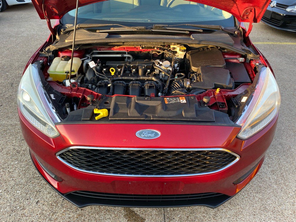 2016 Ford Focus Image 29