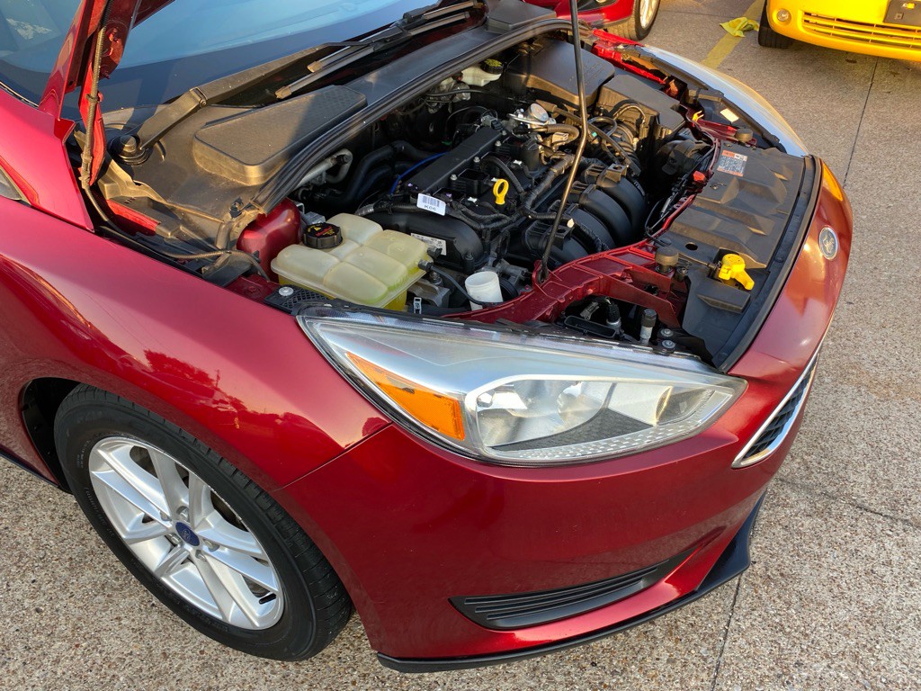 2016 Ford Focus Image 30