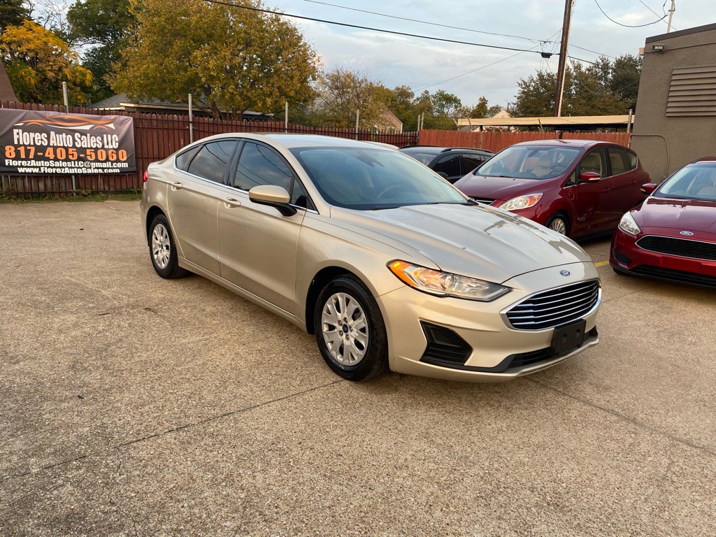 2019 Ford Fusion Image 1