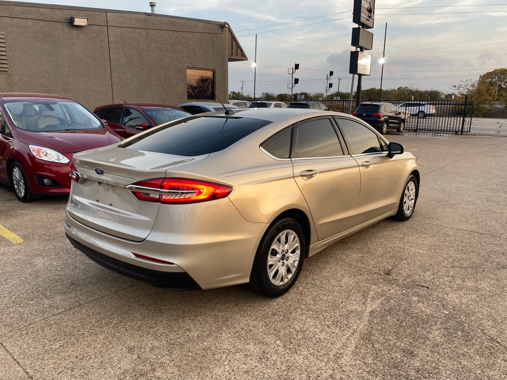 2019 Ford Fusion Image 6