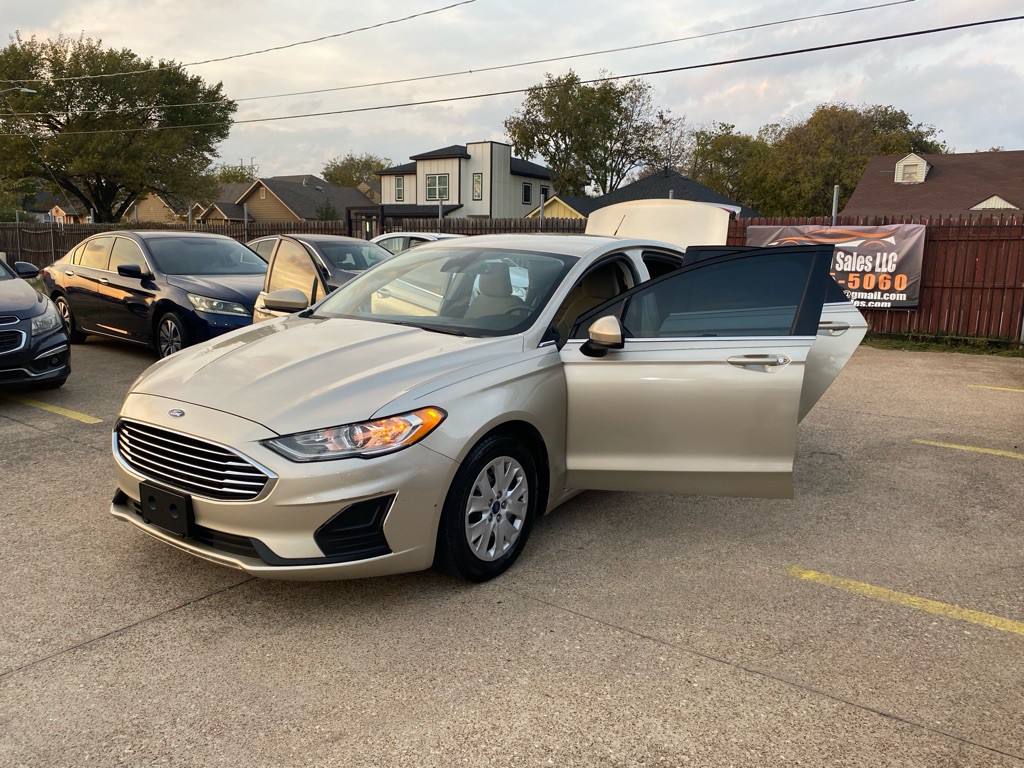 2019 Ford Fusion Image 9