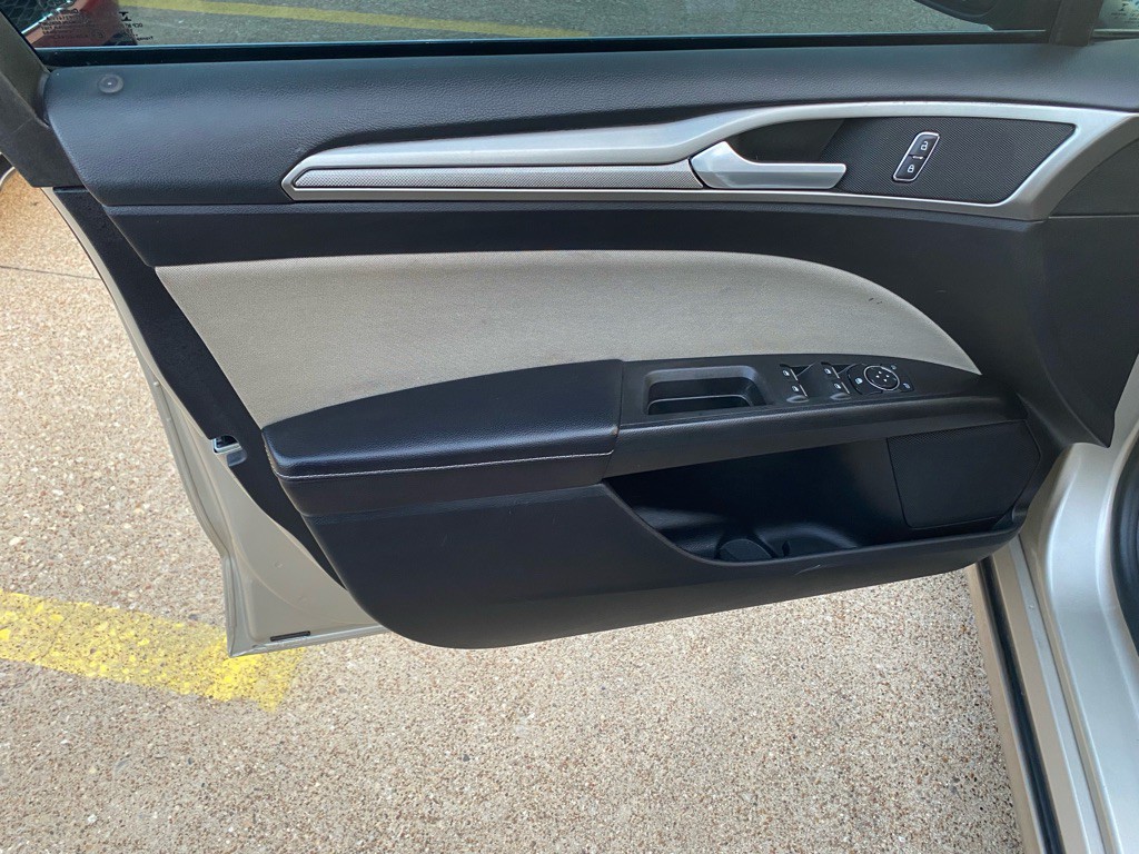 2019 Ford Fusion Image 13